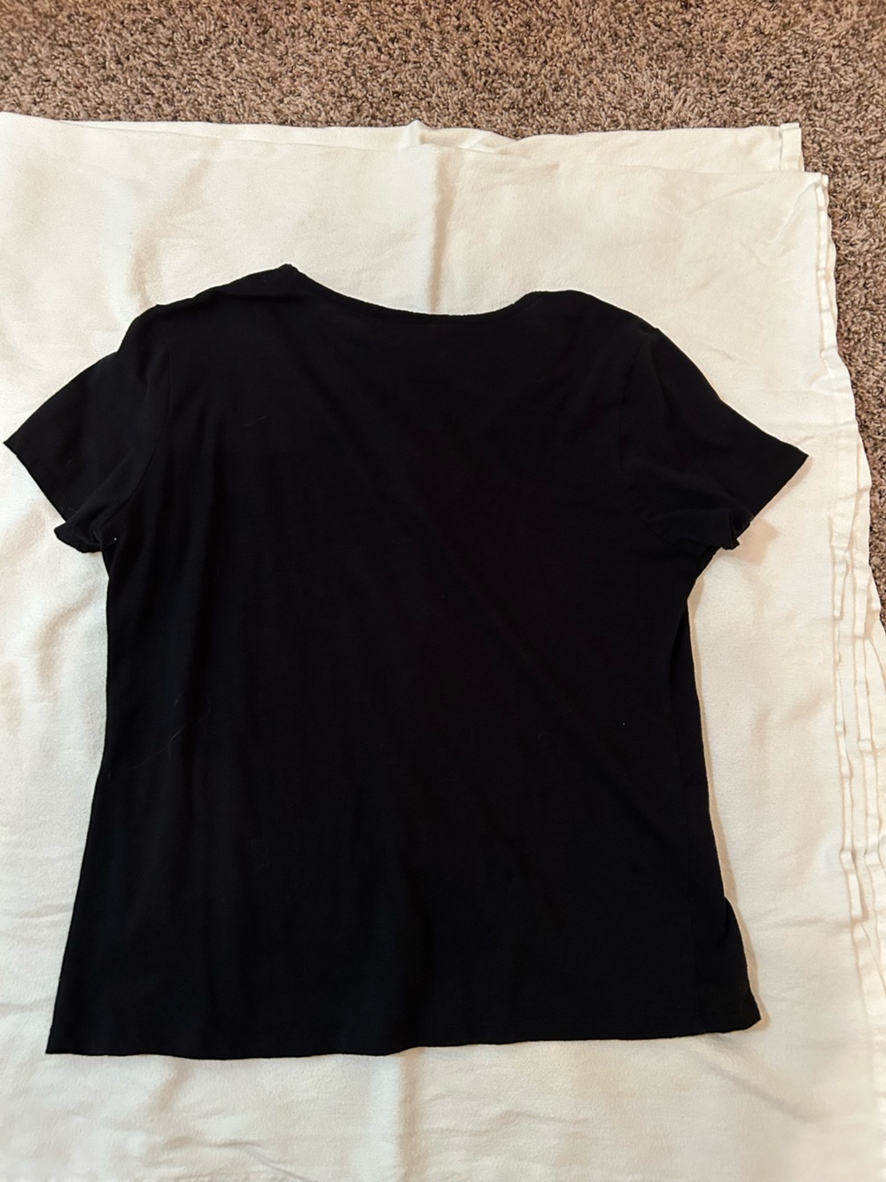 Liz Claiborne Black Short Sleeve Scoop Neck Tee